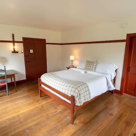 Shaker Village Of Pleasant Hill Harrodsburg Buitenkant foto