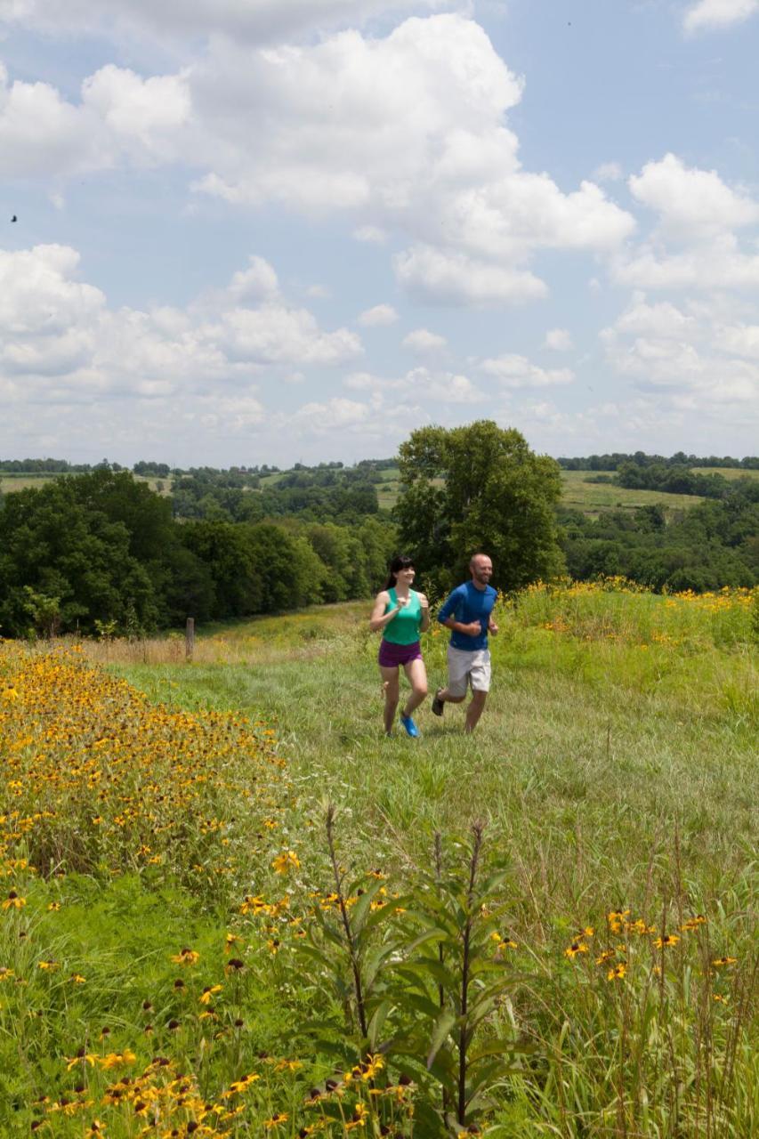 Shaker Village Of Pleasant Hill Harrodsburg Buitenkant foto