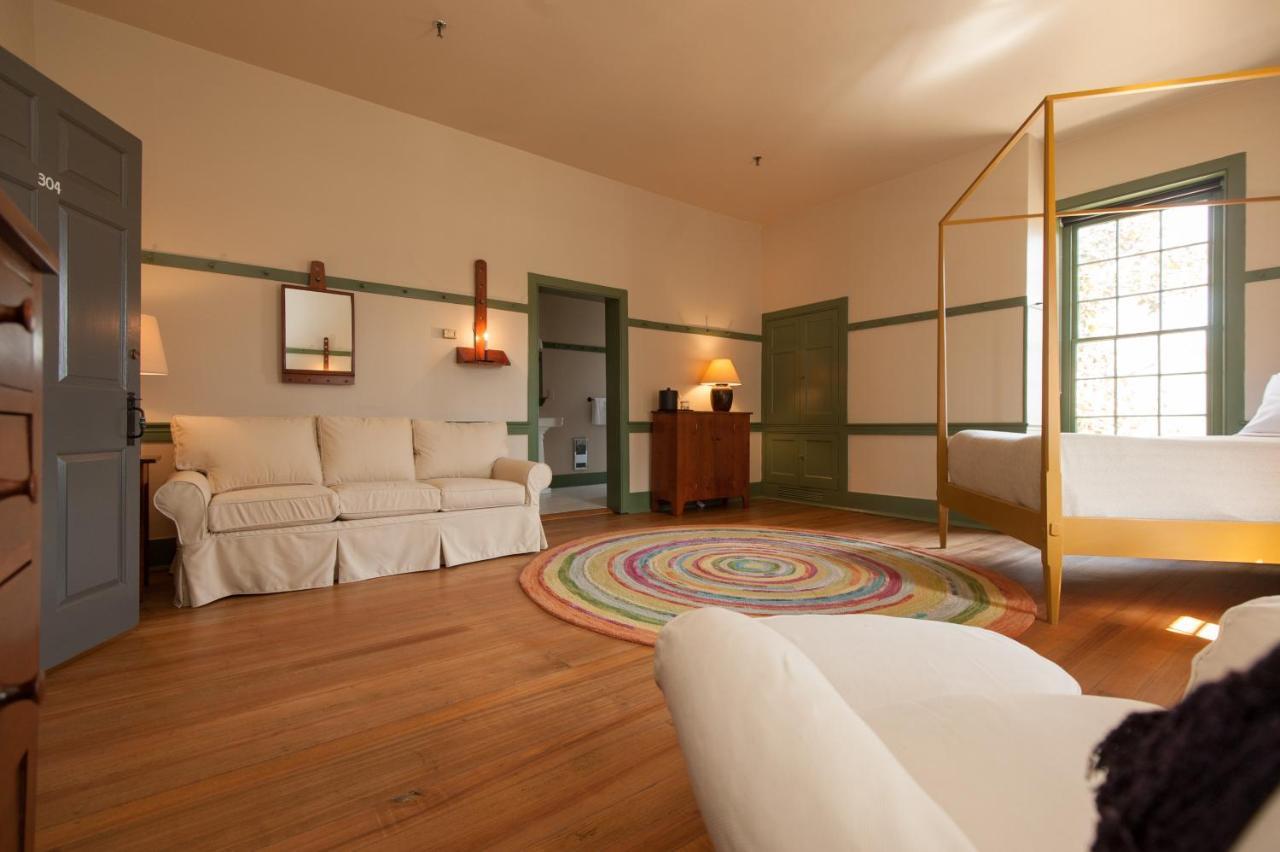 Shaker Village Of Pleasant Hill Harrodsburg Buitenkant foto