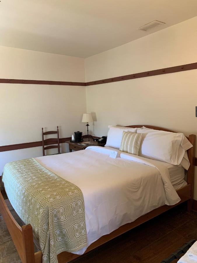 Shaker Village Of Pleasant Hill Harrodsburg Buitenkant foto