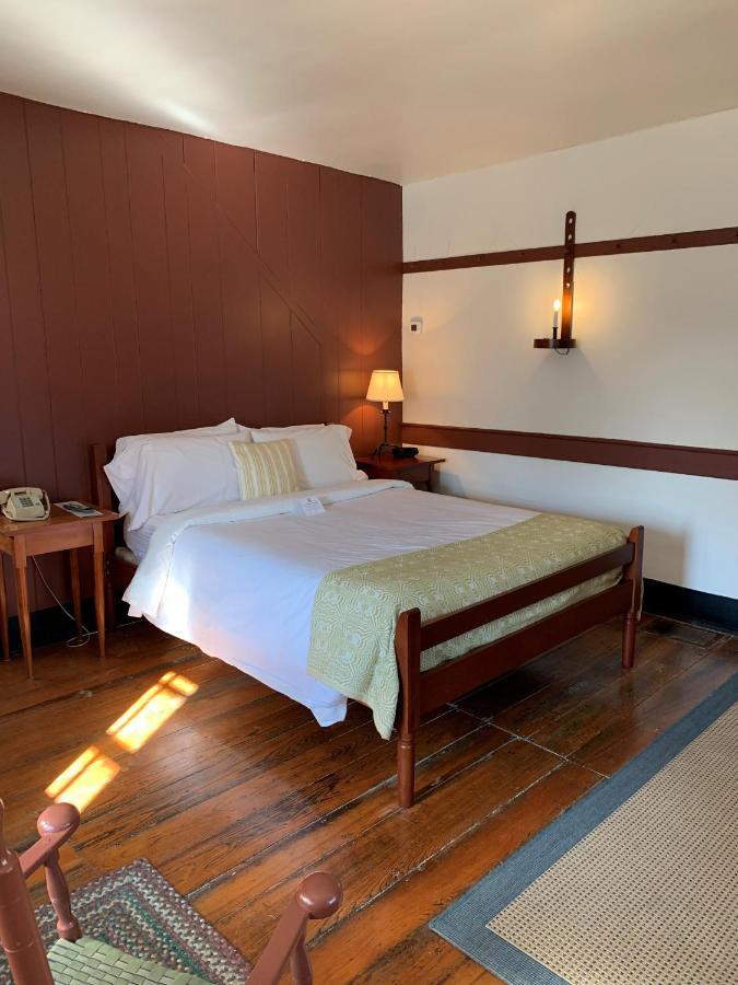 Shaker Village Of Pleasant Hill Harrodsburg Buitenkant foto